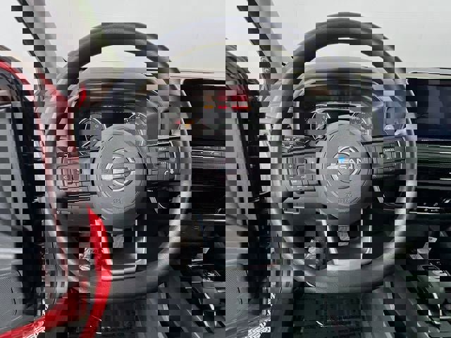 Used 2023 Nissan Rogue SV image 11