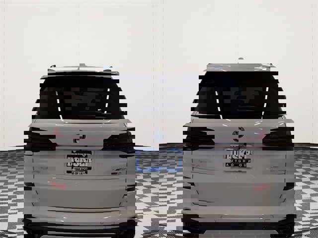 New 2026 BMW X5 xDrive50e image 7