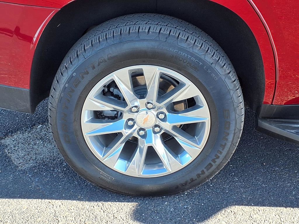 Used 2025 Chevrolet Tahoe Premier image 9