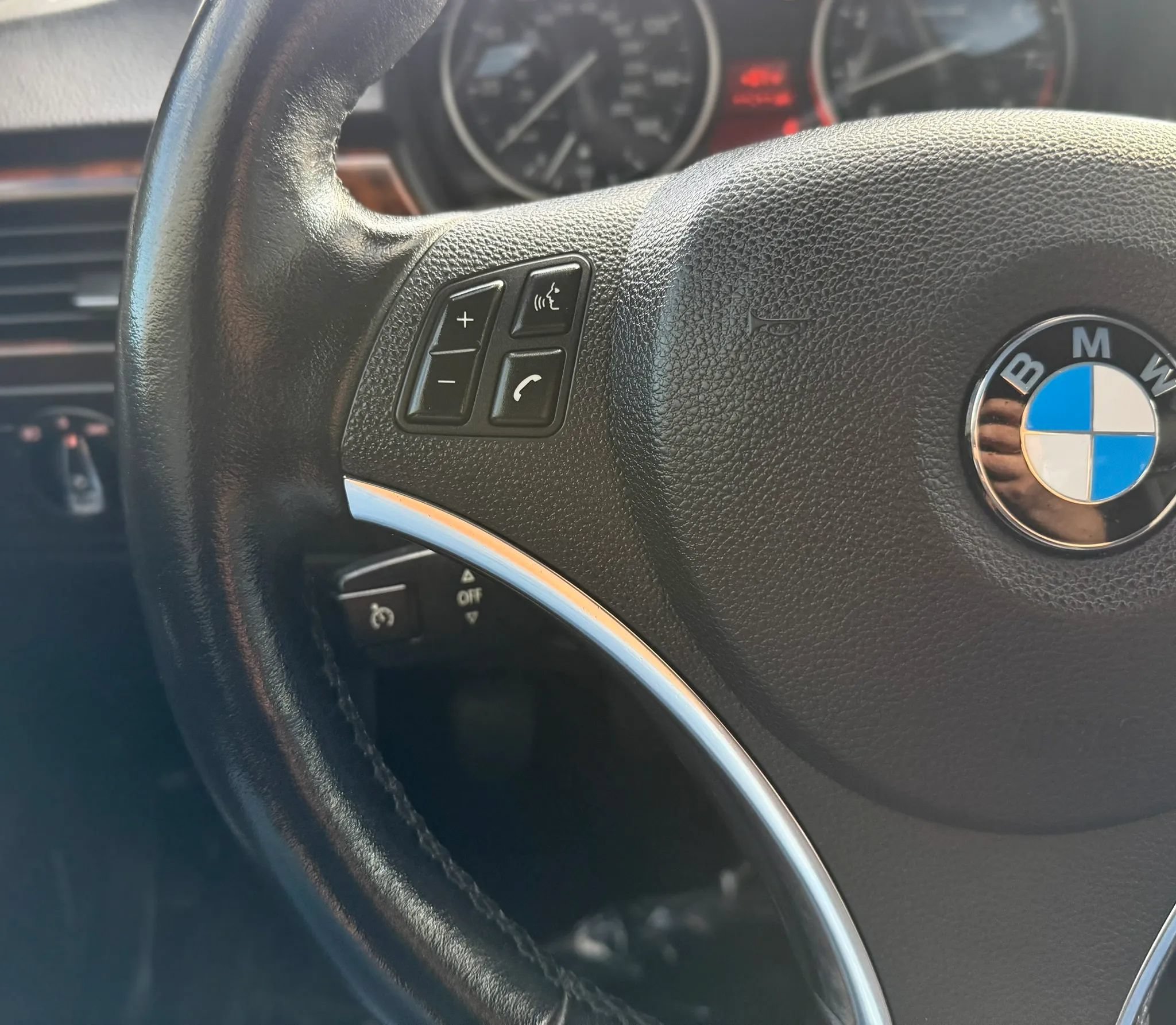 Used 2013 BMW 328i Convertible RWD image 20