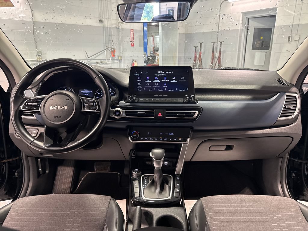 Used 2023 Kia Seltos S w/ Navigation Package AWD/4WD image 35