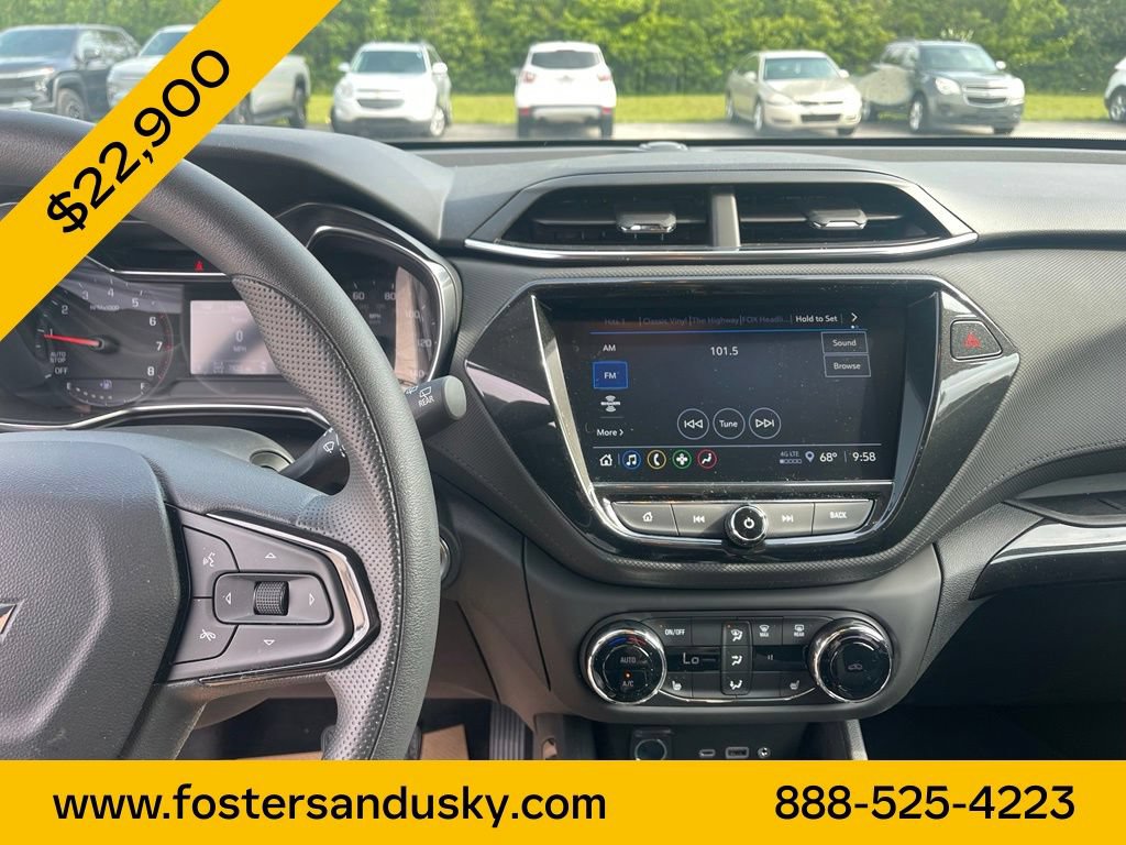 Used 2023 Chevrolet TrailBlazer LT w/ Convenience Package AWD/4WD image 11