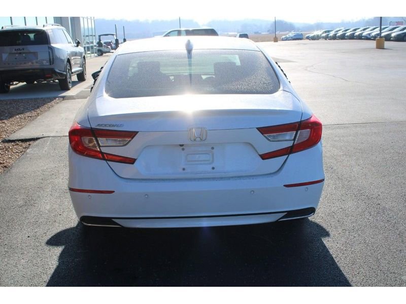 Used 2022 Honda Accord EX-L image 4