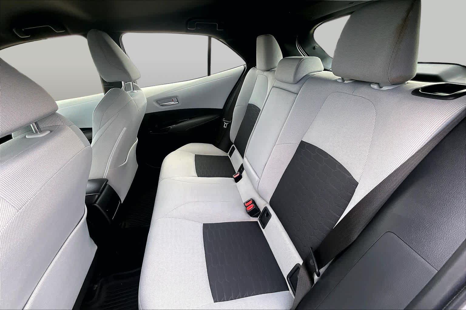 Used 2022 Toyota Corolla SE FWD image 21