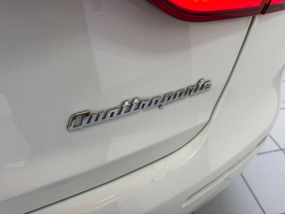 Used 2019 Maserati Quattroporte S Q4 AWD/4WD image 72