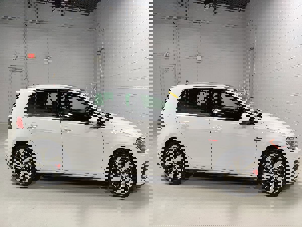 Used 2019 Volkswagen GTI SE w/ SE Experience Package image 5