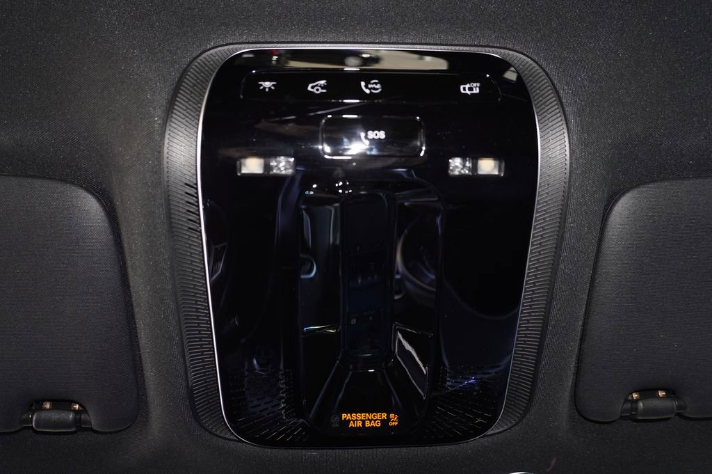 Used 2024 Mercedes-Benz GLC 300 image 18