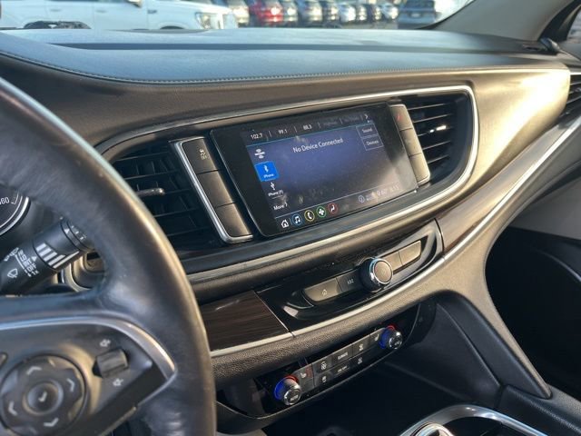 Used 2020 Buick Enclave Essence FWD image 25