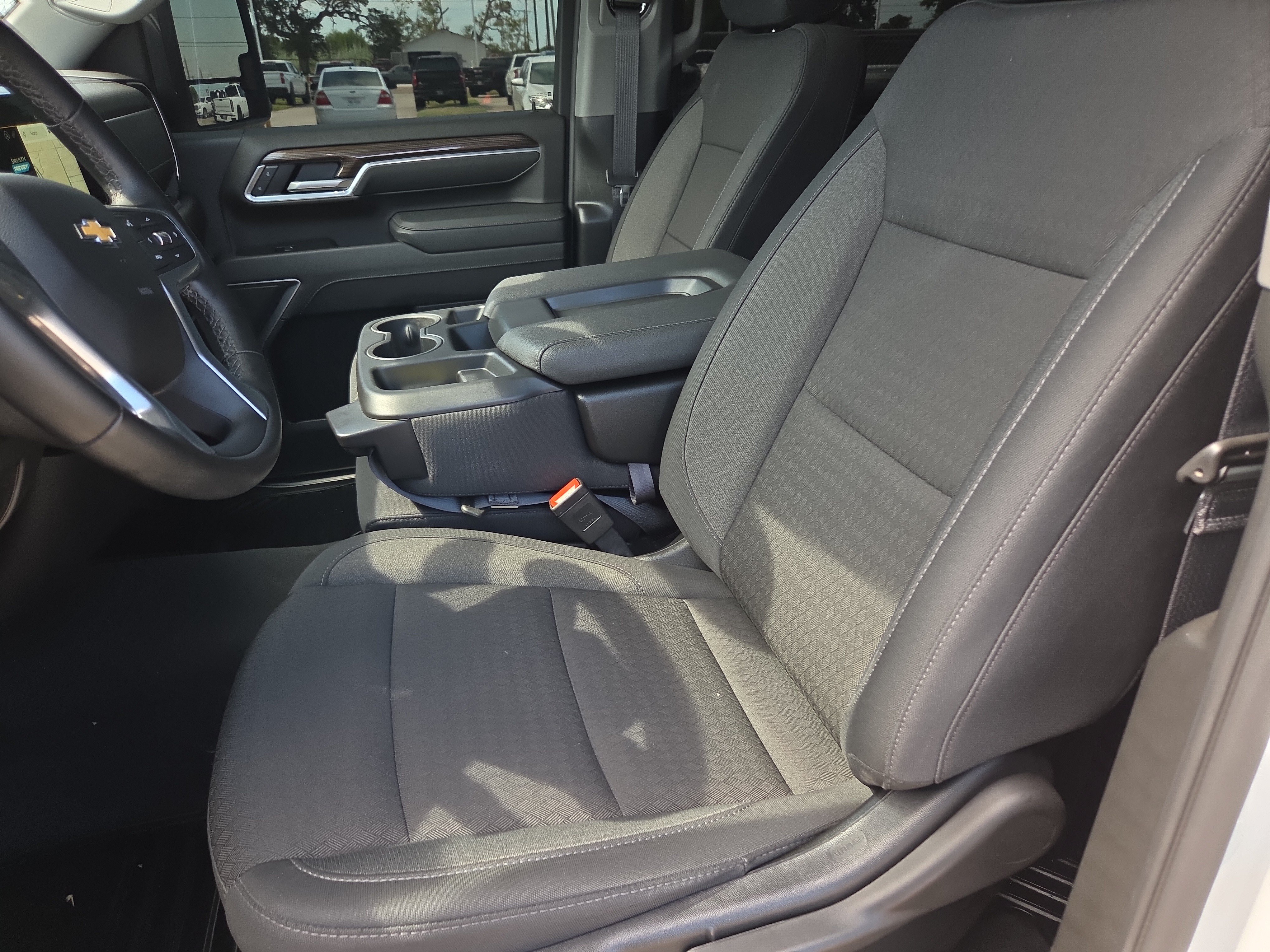 Used 2026 Chevrolet Silverado 2500 LT AWD/4WD image 15