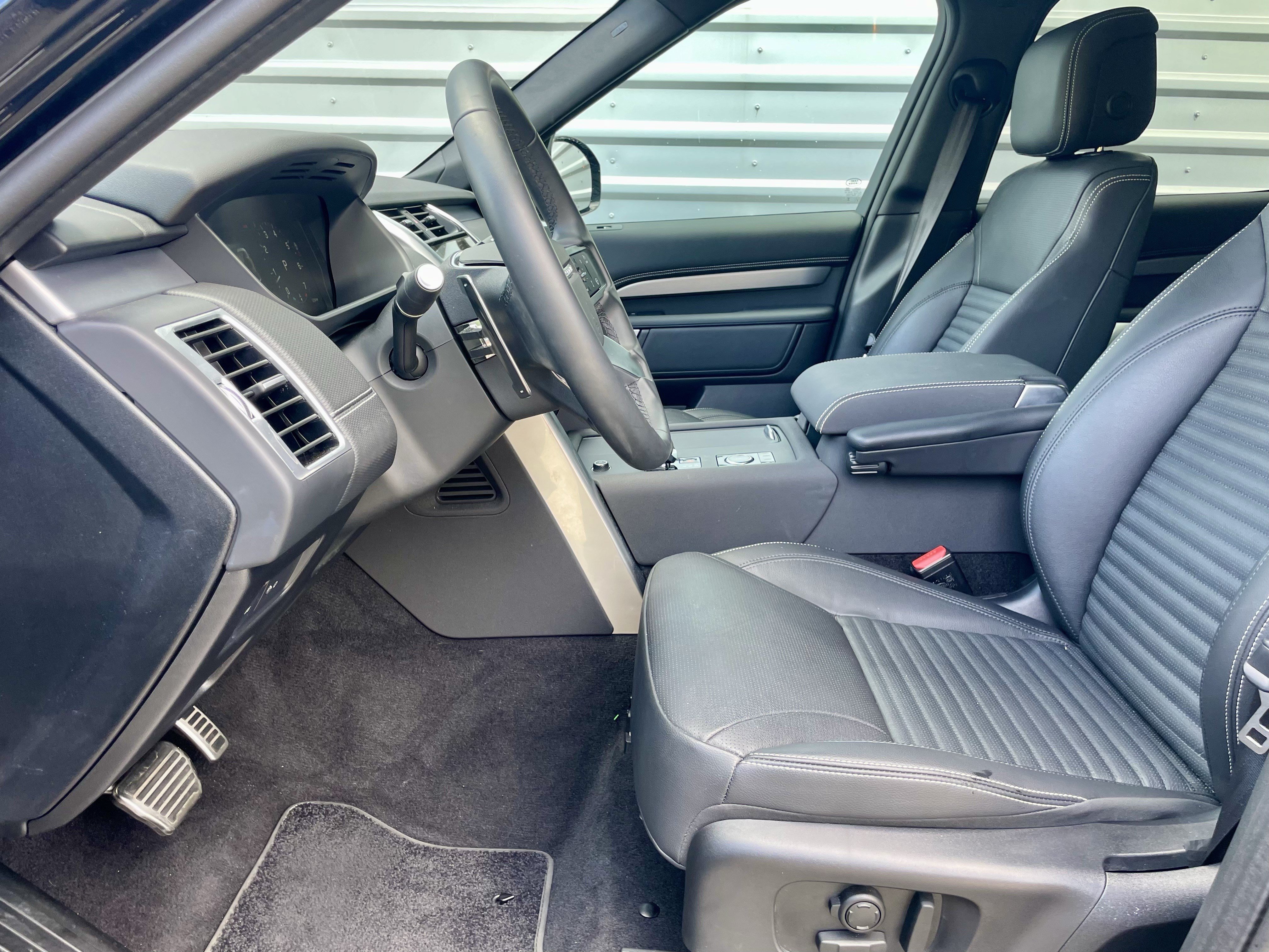 Certified 2025 Land Rover Discovery Dynamic SE AWD/4WD image 14