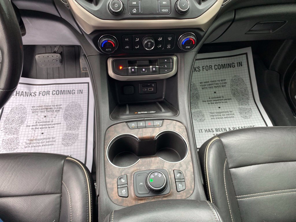 Used 2020 GMC Acadia Denali w/ LPO, Floor Liner Package AWD/4WD image 12