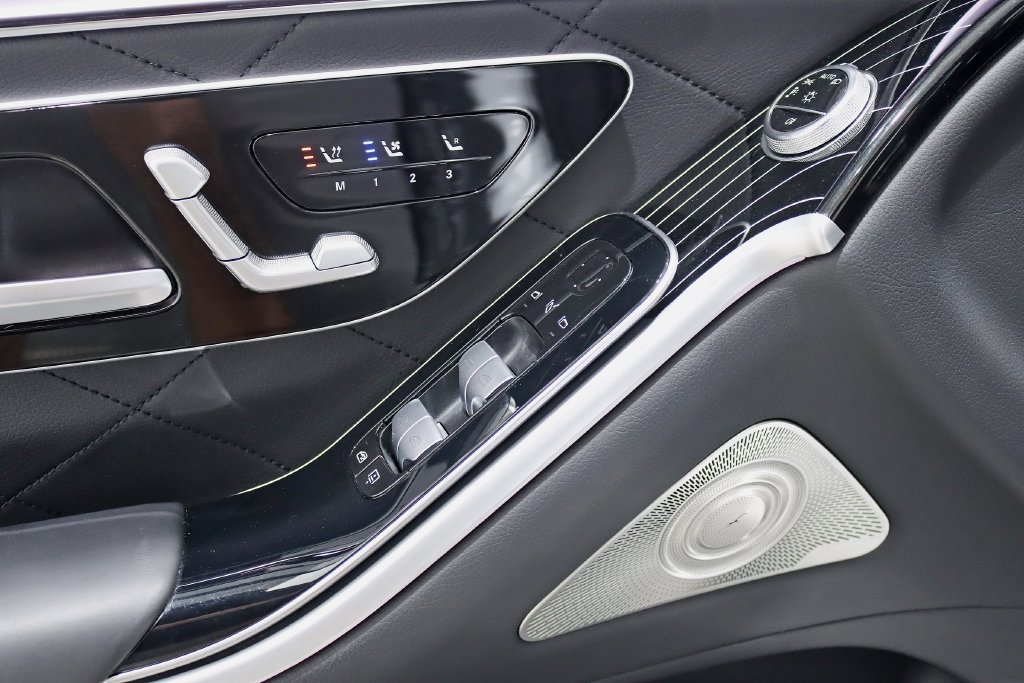 Used 2021 Mercedes-Benz S 580 4MATIC Sedan image 37