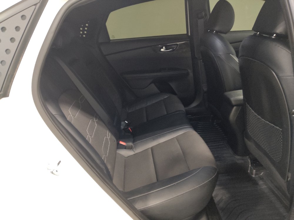 Used 2023 Kia Forte GT-Line w/ GT-Line Premium Package FWD image 19