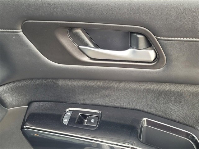 Used 2022 Nissan Pathfinder SV w/ SV Premium Package image 12