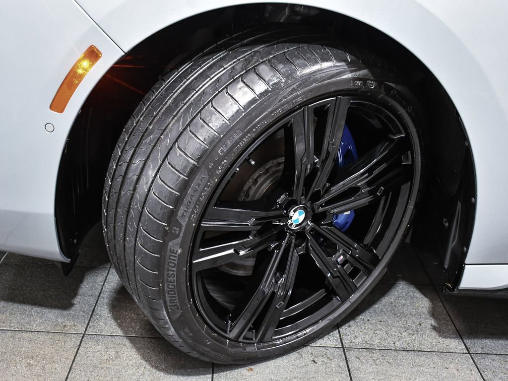 Used 2024 BMW i7 xDrive60 image 7