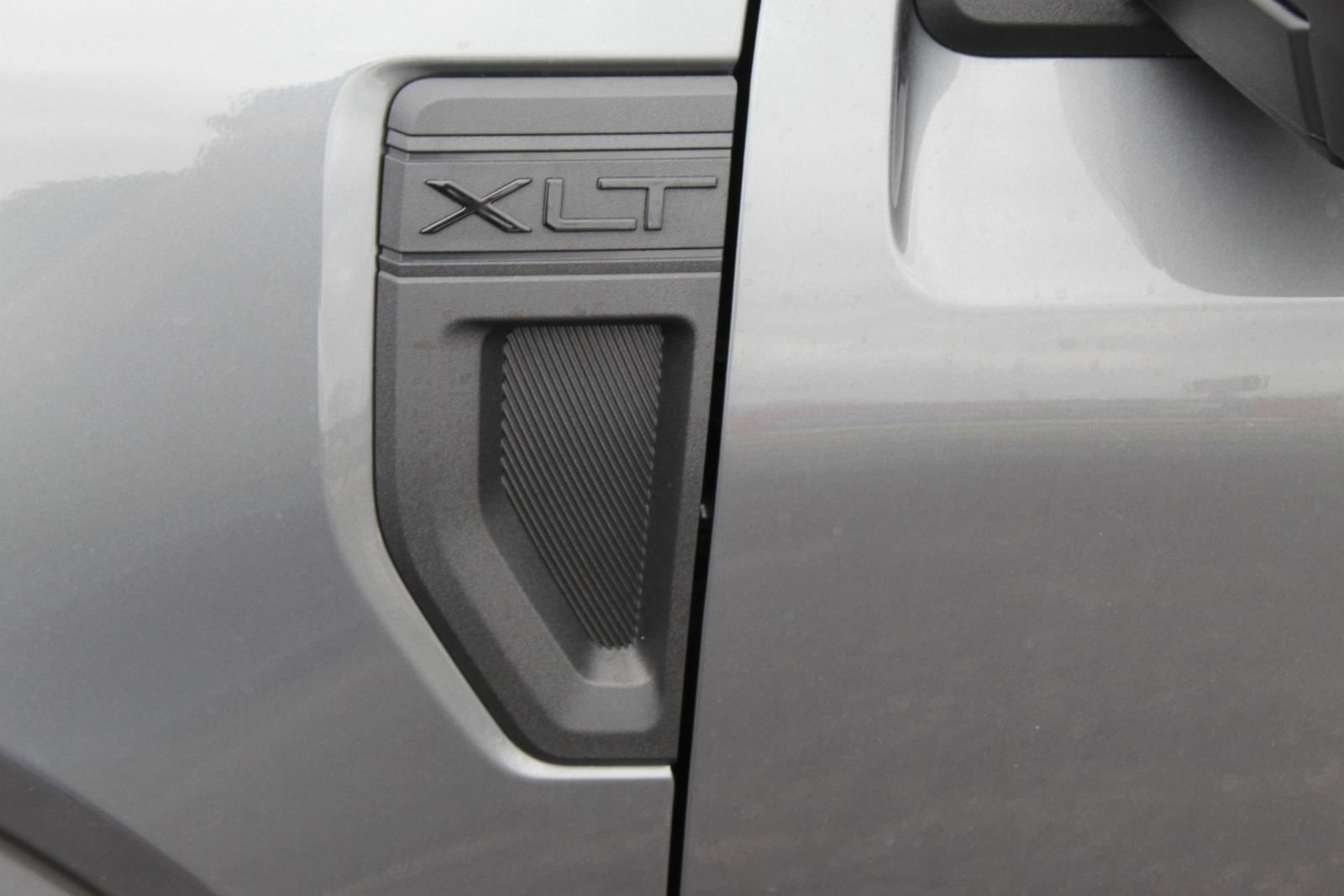 New 2026 Ford Maverick XLT w/ Equipment Group 301A image 3