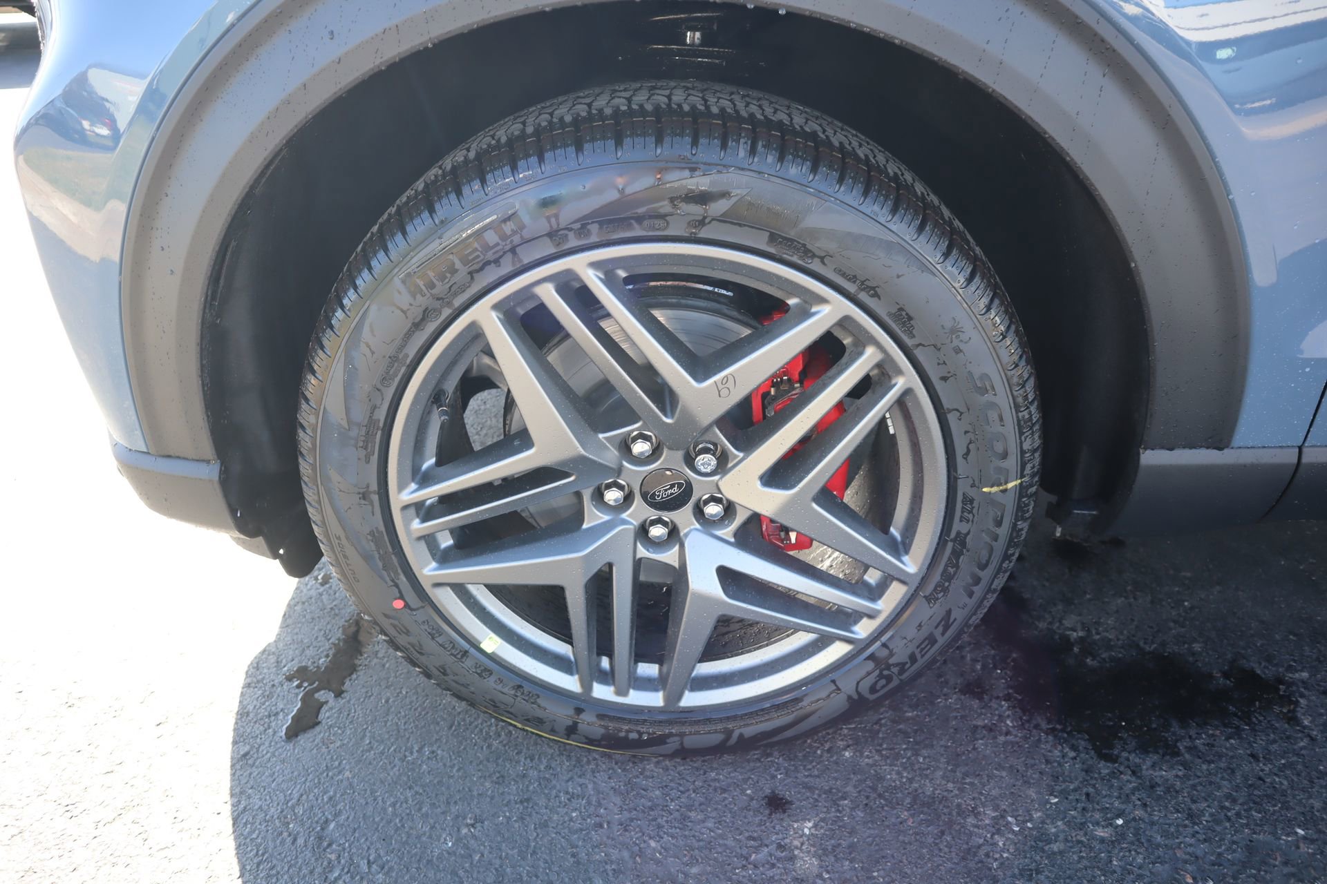 New 2026 Ford Explorer ST-Line w/ ST-Line Street Pack image 20