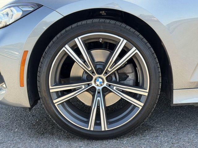 Used 2023 BMW 330i Sedan w/ Driving Assistance Package image 10