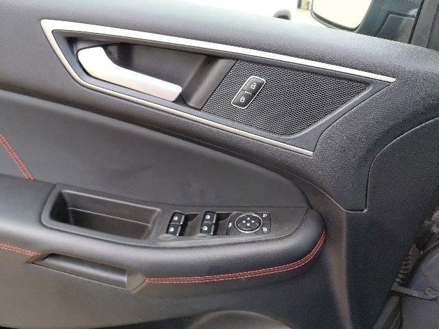 Used 2024 Ford Edge ST-Line AWD/4WD image 15