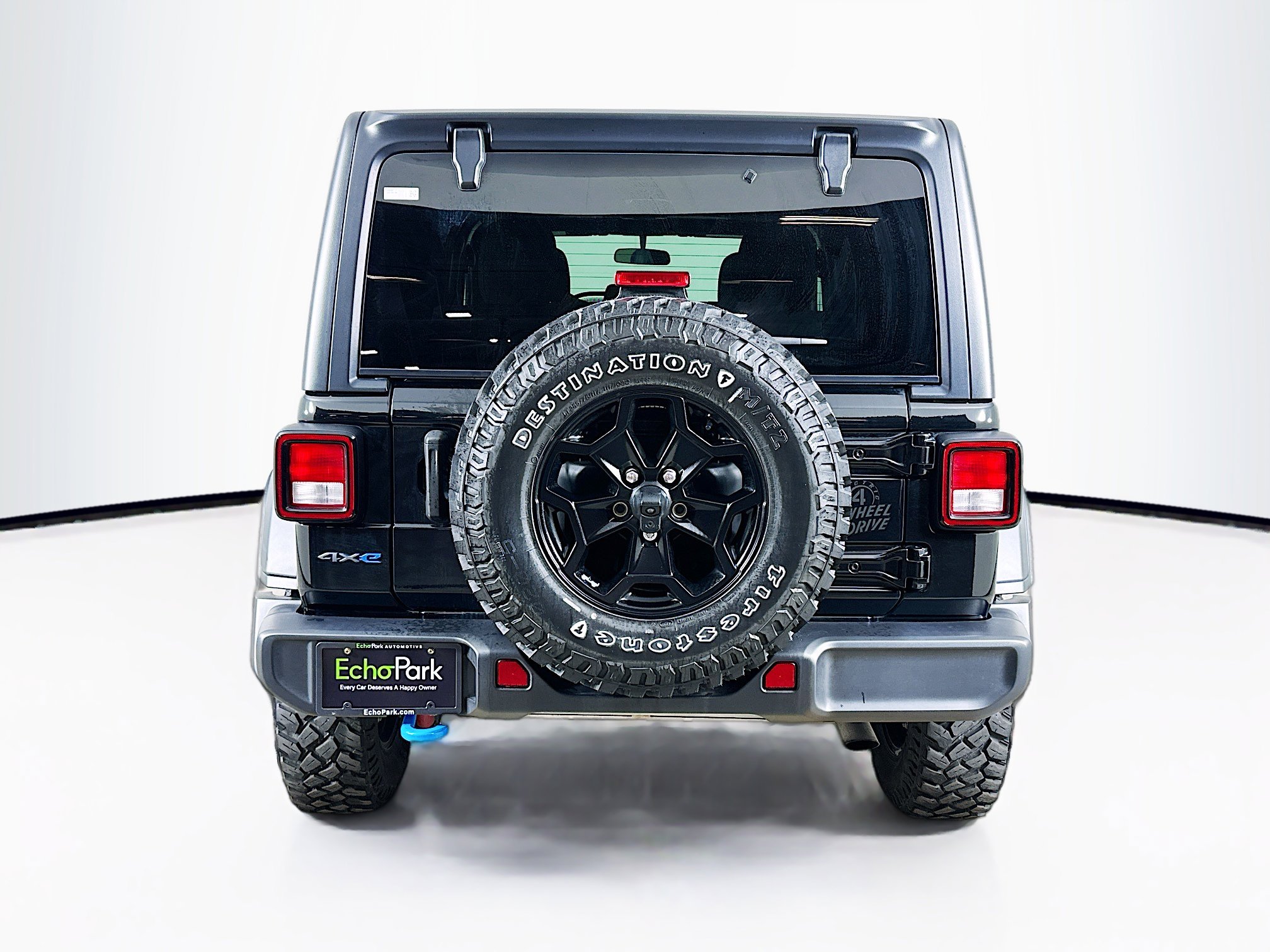 Used 2023 Jeep Wrangler Unlimited w/ Cold Weather Group image 7
