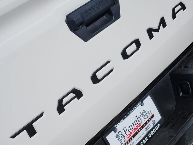 Used 2024 Toyota Tacoma TRD Off-Road w/ TRD Off Road Premium Package AWD/4WD image 6