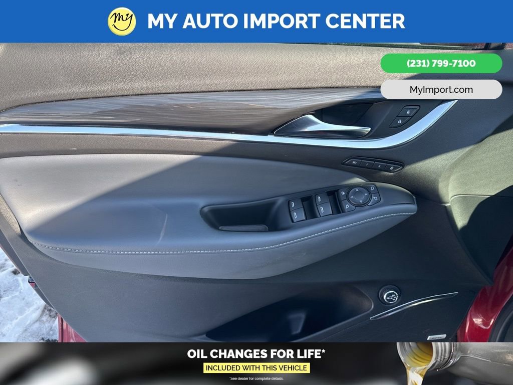 Used 2024 Buick Enclave Premium image 7