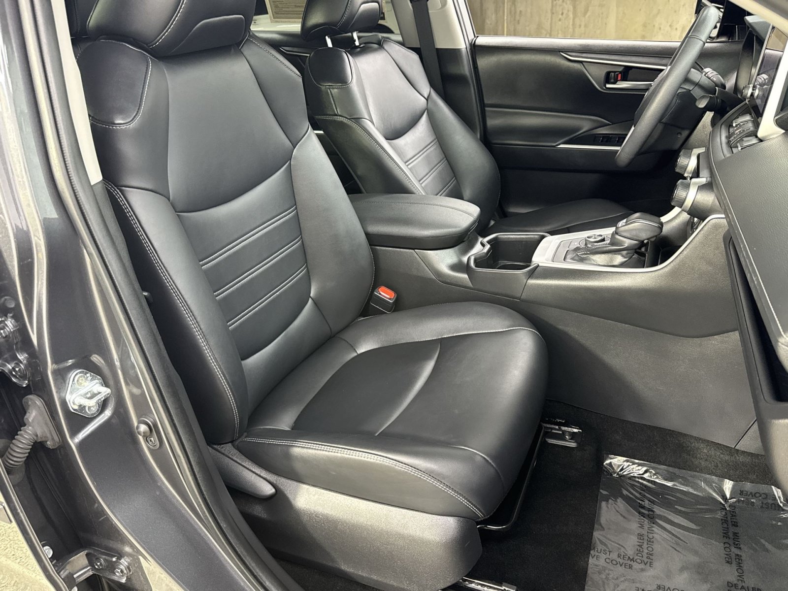 Used 2024 Toyota RAV4 XLE Premium w/ Weather Package AWD/4WD image 40