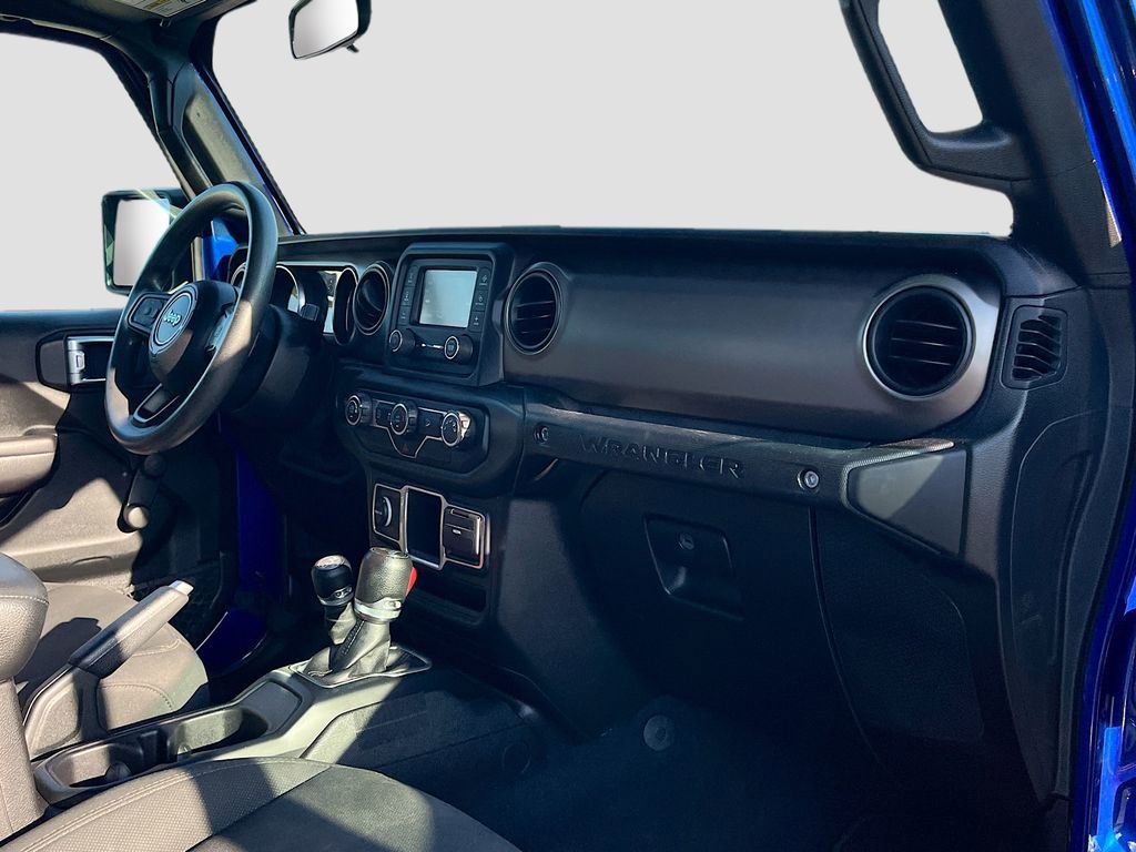 Used 2018 Jeep Wrangler Unlimited Sport image 26