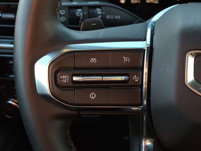 Used 2025 GMC Yukon XL Denali image 23