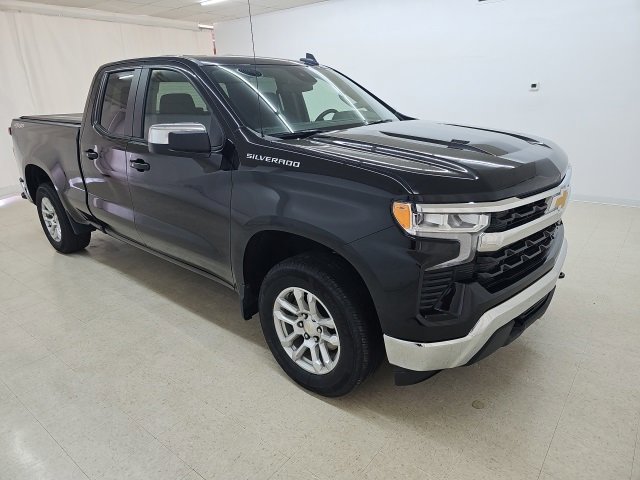 Used 2023 Chevrolet Silverado 1500 LT image 14