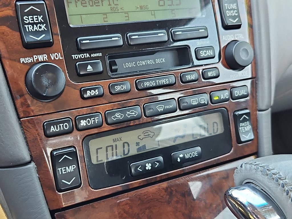 Used 2004 Toyota Avalon XLS FWD image 24