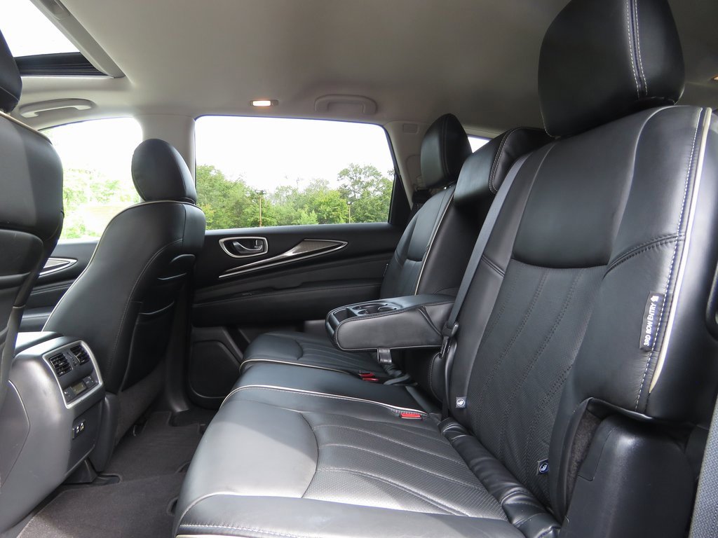 Used 2019 INFINITI QX60 Luxe w/ Essential Package image 22