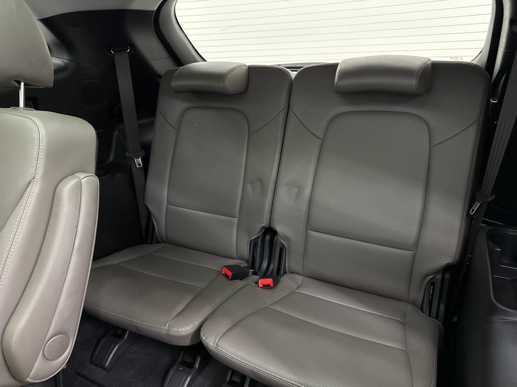 Used 2019 Hyundai Santa Fe XL AWD/4WD image 27