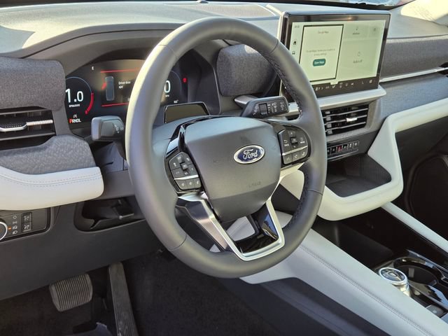New 2026 Ford Explorer Platinum w/ LUX Leather Package AWD/4WD image 11