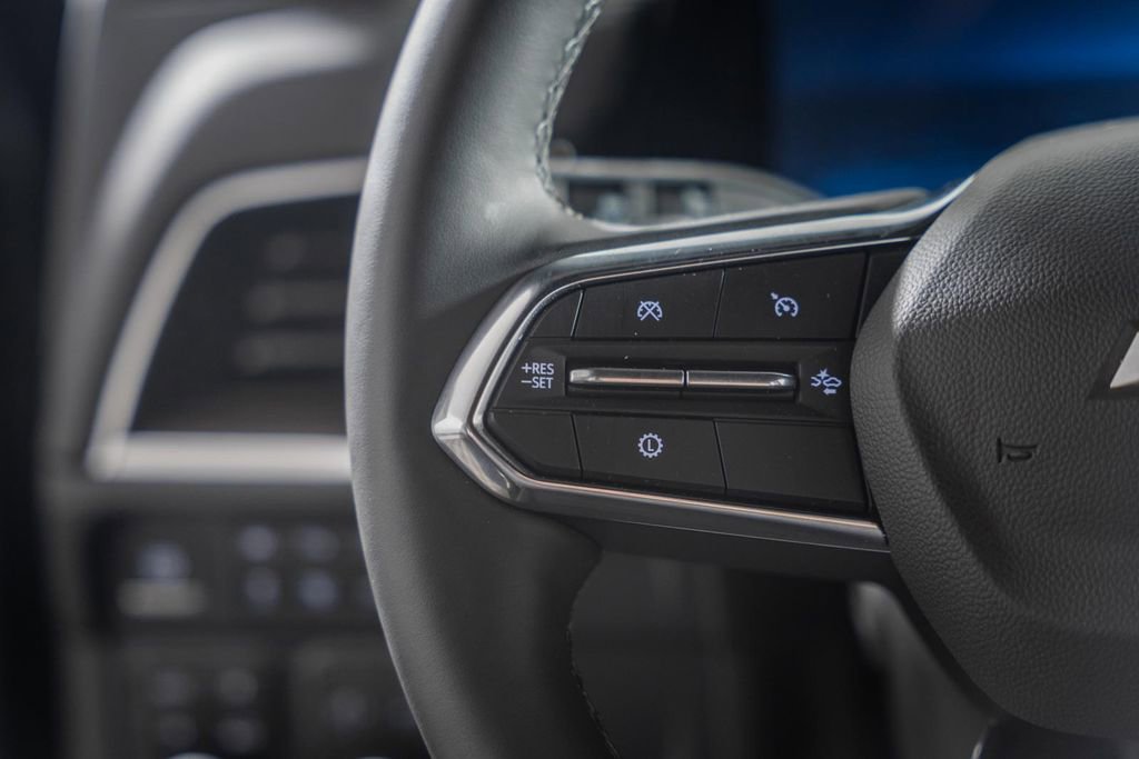 Used 2026 Chevrolet Suburban Premier image 34