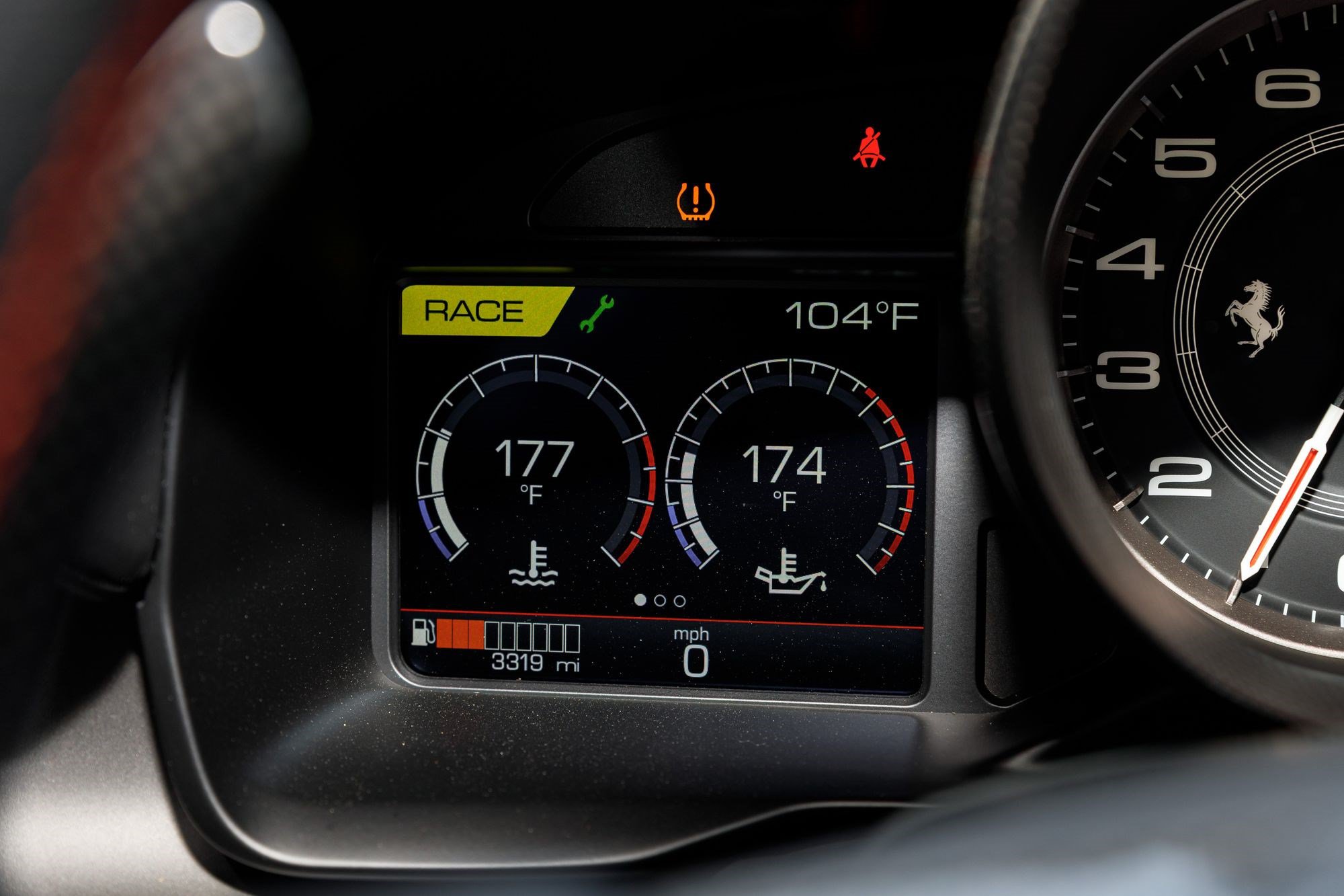 Used 2021 Ferrari F8 Tributo RWD image 33