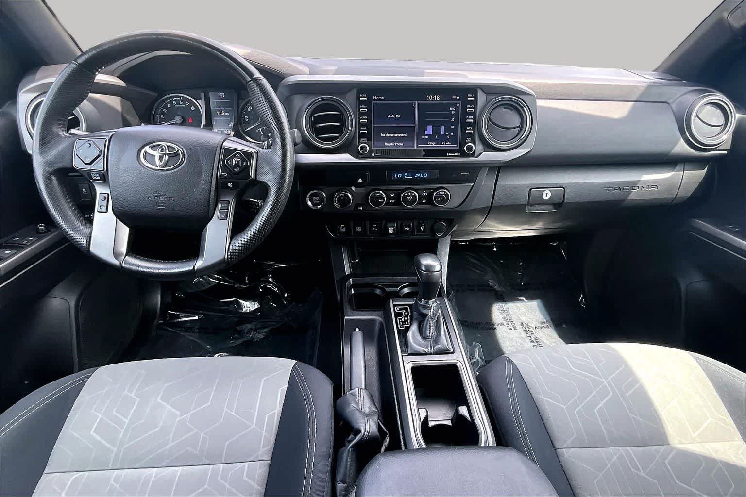 Used 2021 Toyota Tacoma TRD Off-Road w/ Technology Package AWD/4WD image 15