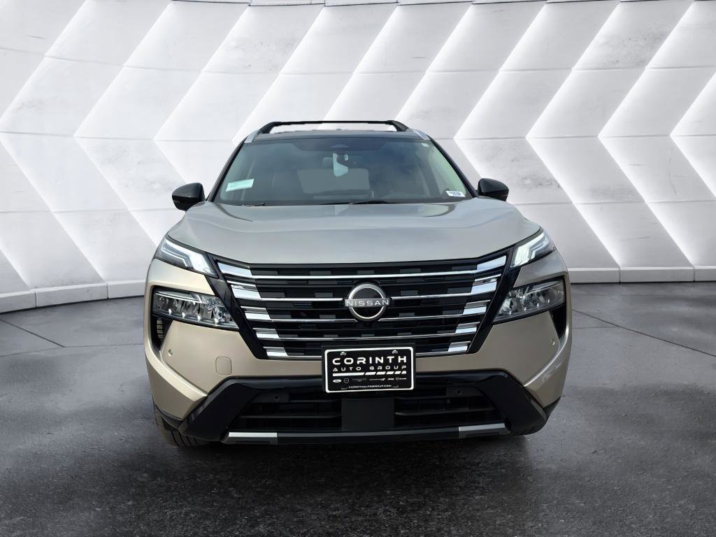 New 2026 Nissan Rogue Platinum image 2