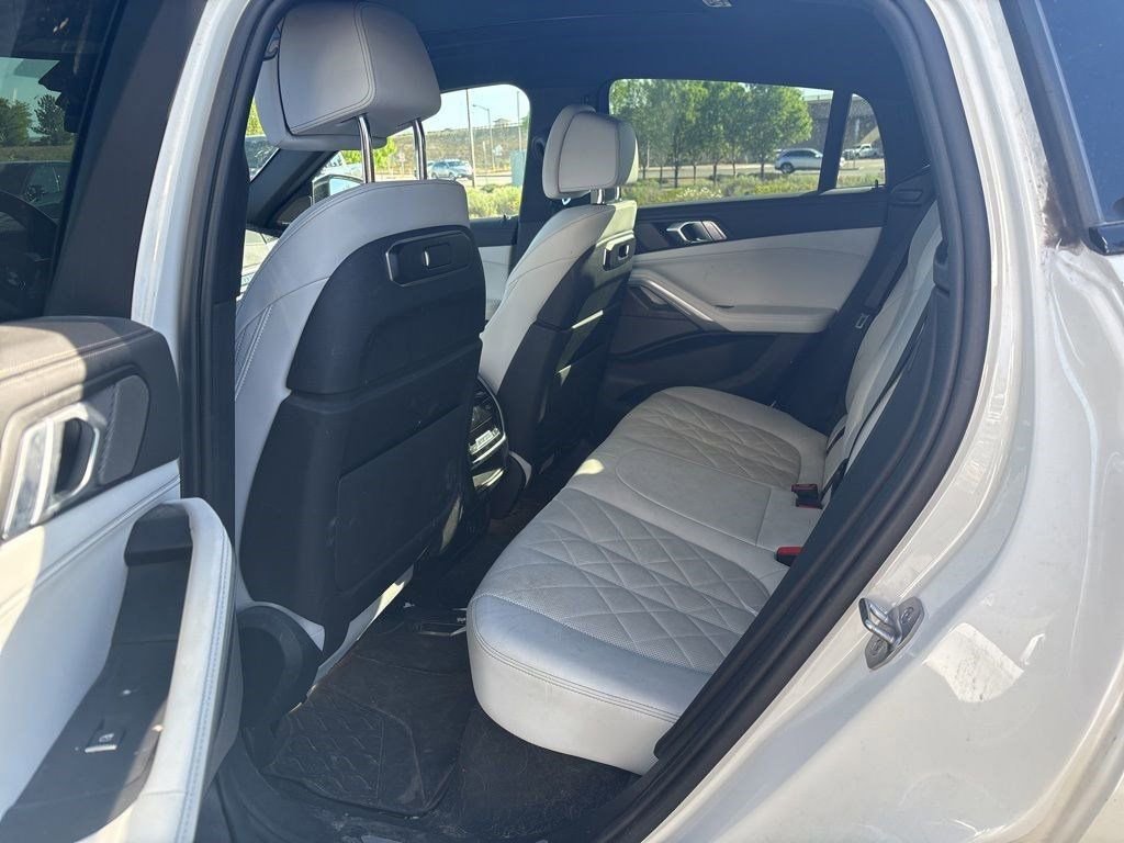 Used 2024 BMW X6 xDrive40i w/ Premium Package AWD/4WD image 11
