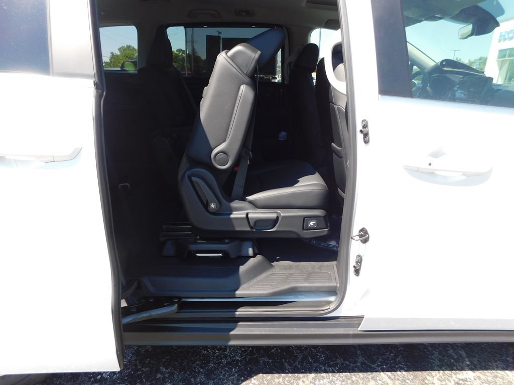 New 2026 Honda Odyssey EX-L image 30