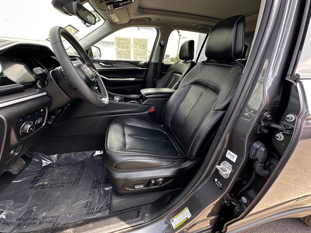 Used 2022 Jeep Grand Cherokee Limited 4xe AWD/4WD image 16