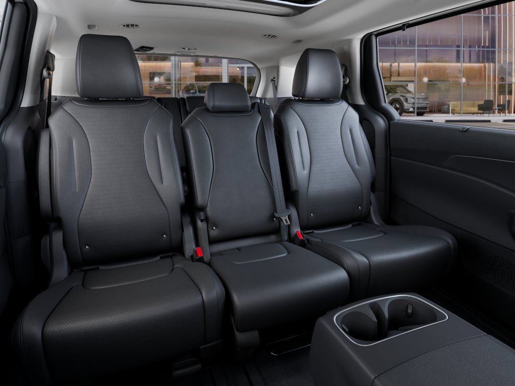 New 2027 Kia Carnival SX Prestige FWD image 16