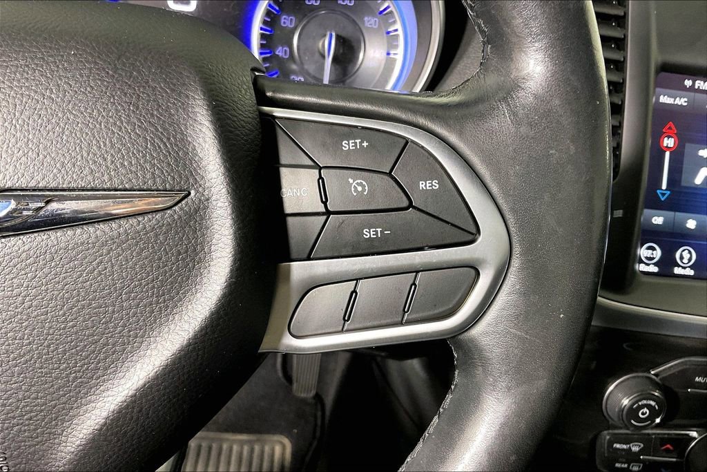 Used 2019 Chrysler 300 Touring w/ Sport Appearance Package image 27