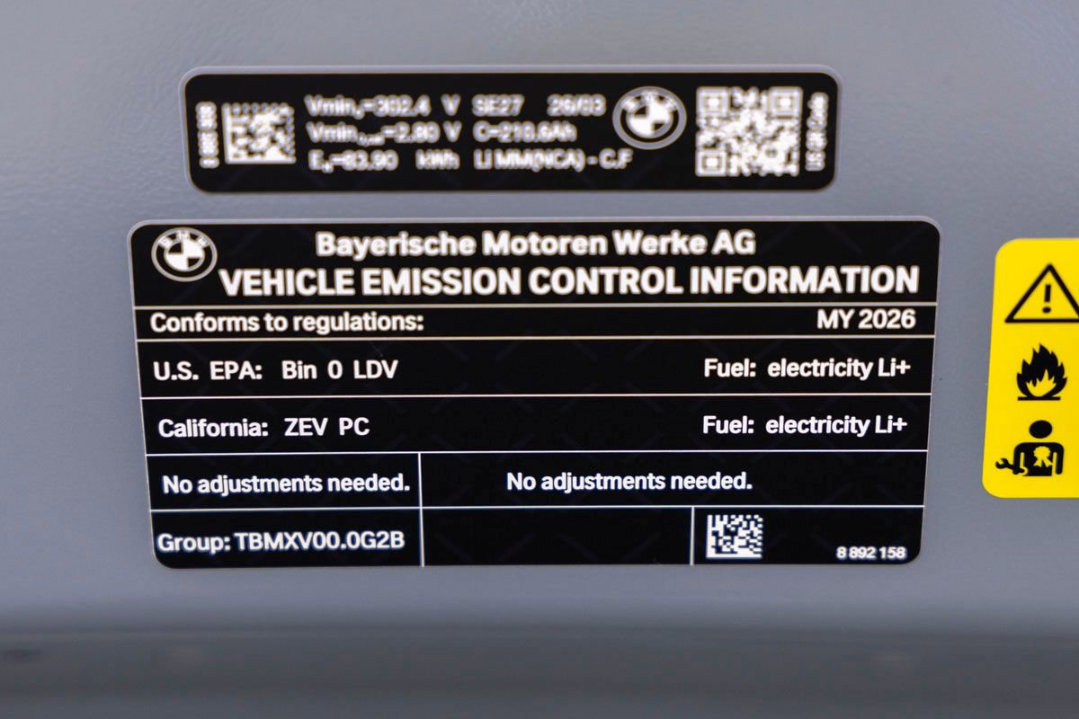 New 2026 BMW i4 eDrive40 RWD image 36