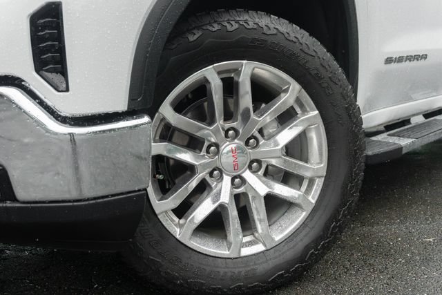Used 2025 GMC Sierra 1500 SLT w/ SLT Premium Plus Package AWD/4WD image 2