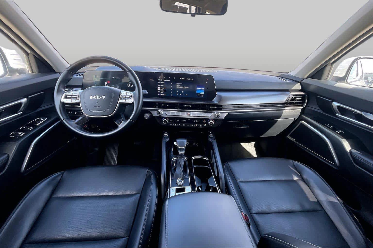 Used 2025 Kia Telluride S FWD image 15