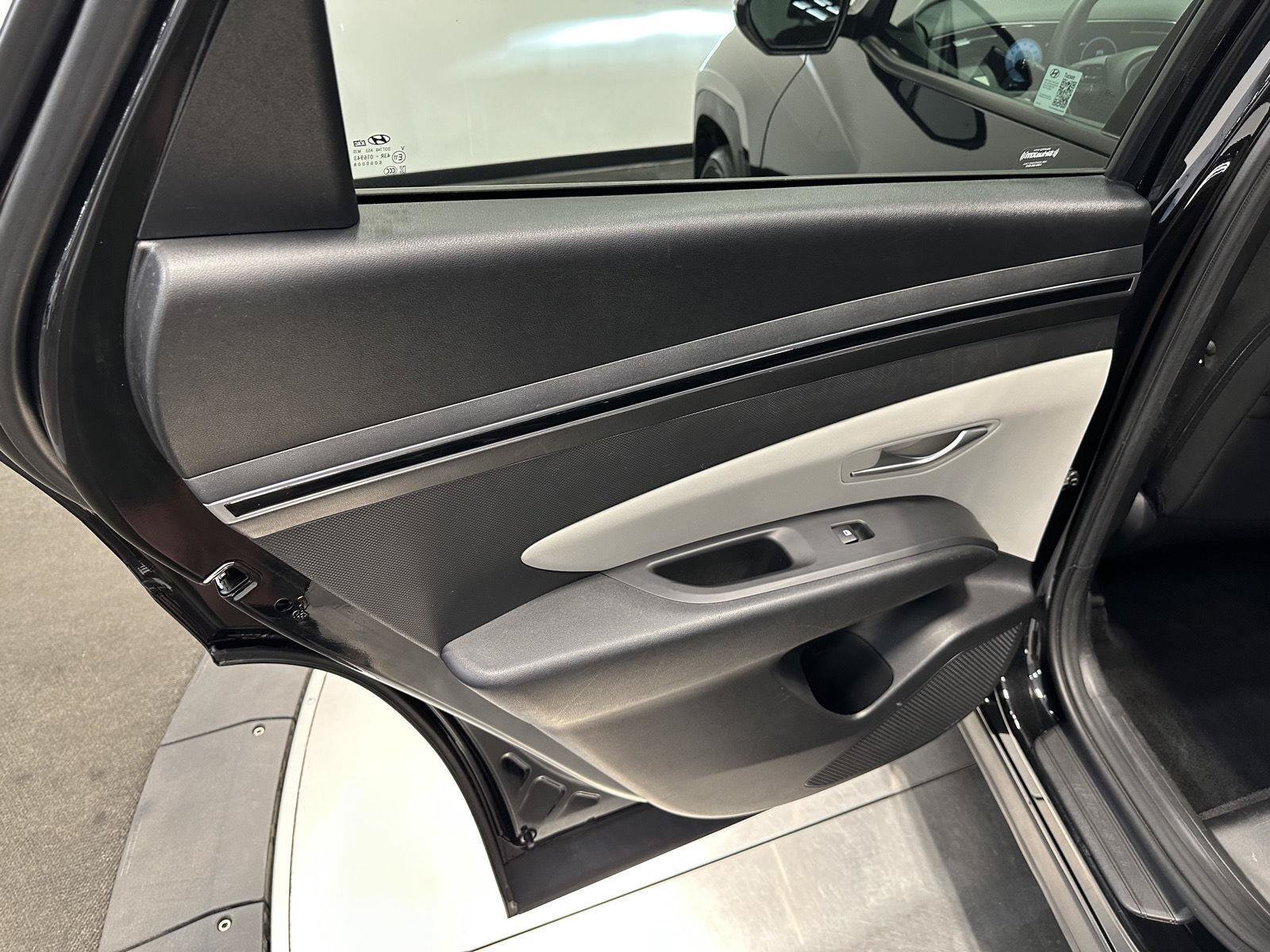 Certified 2024 Hyundai Tucson SEL AWD/4WD image 25