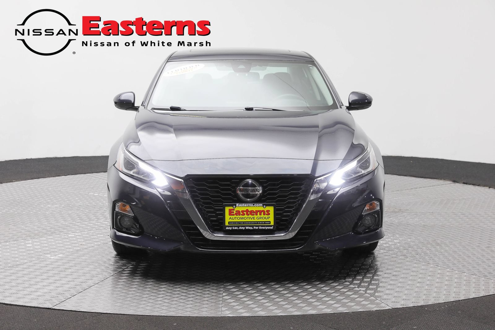 Used 2019 Nissan Altima 2.5 SV FWD image 2