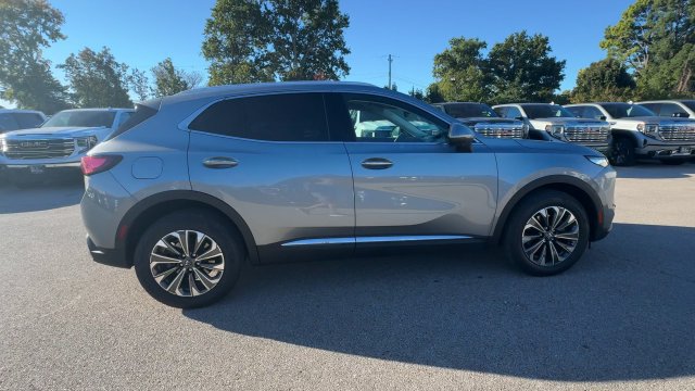 Used 2024 Buick Envision Preferred AWD/4WD image 2
