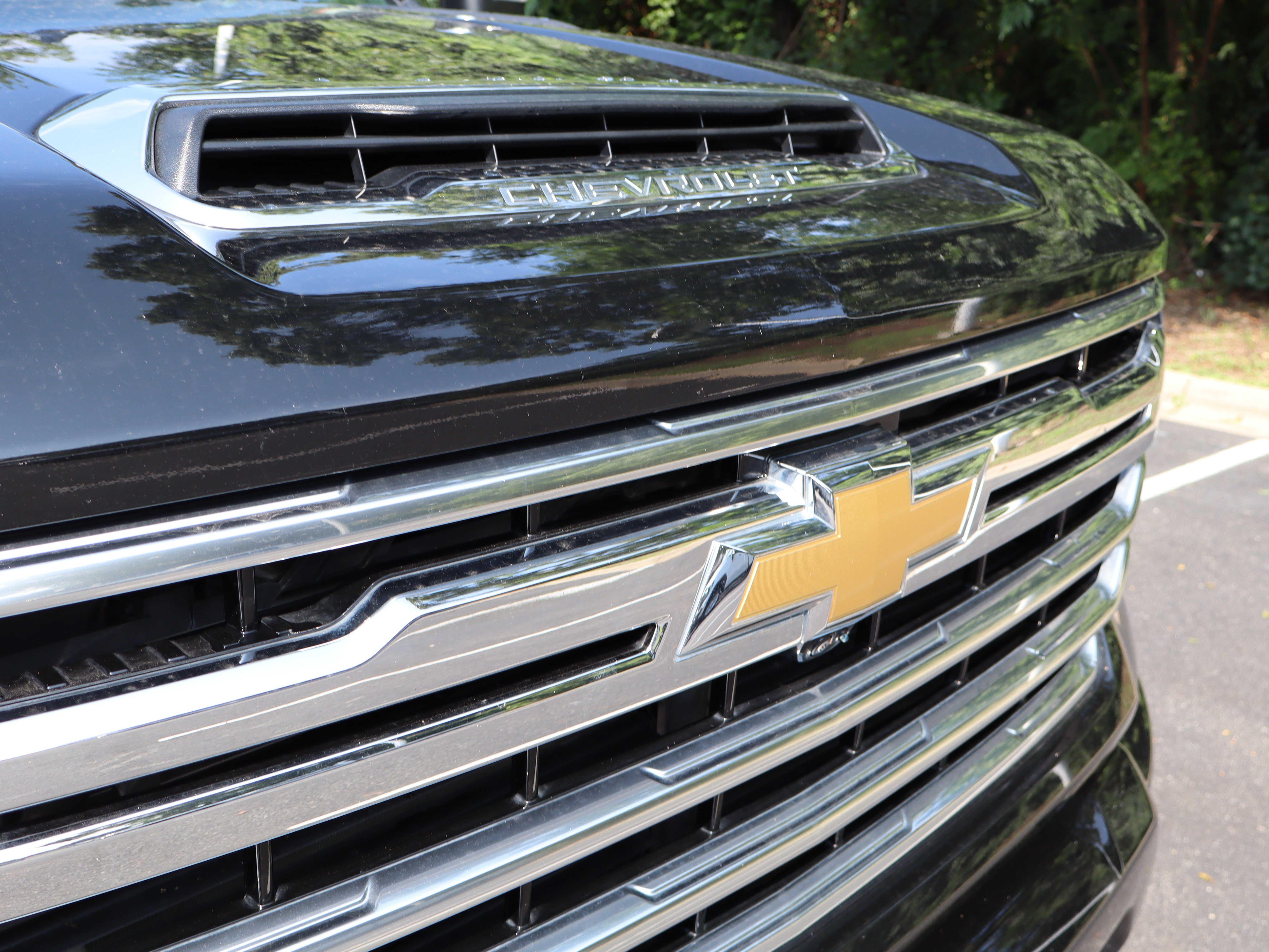 Used 2024 Chevrolet Silverado 3500 High Country w/ Technology Package AWD/4WD image 16